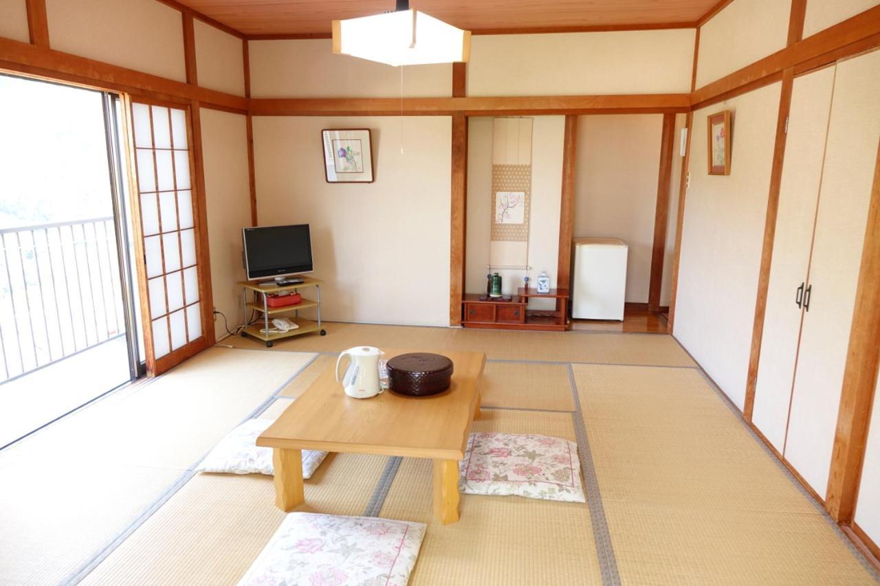 Hotel ペンション桜家 Shimoda  Esterno foto