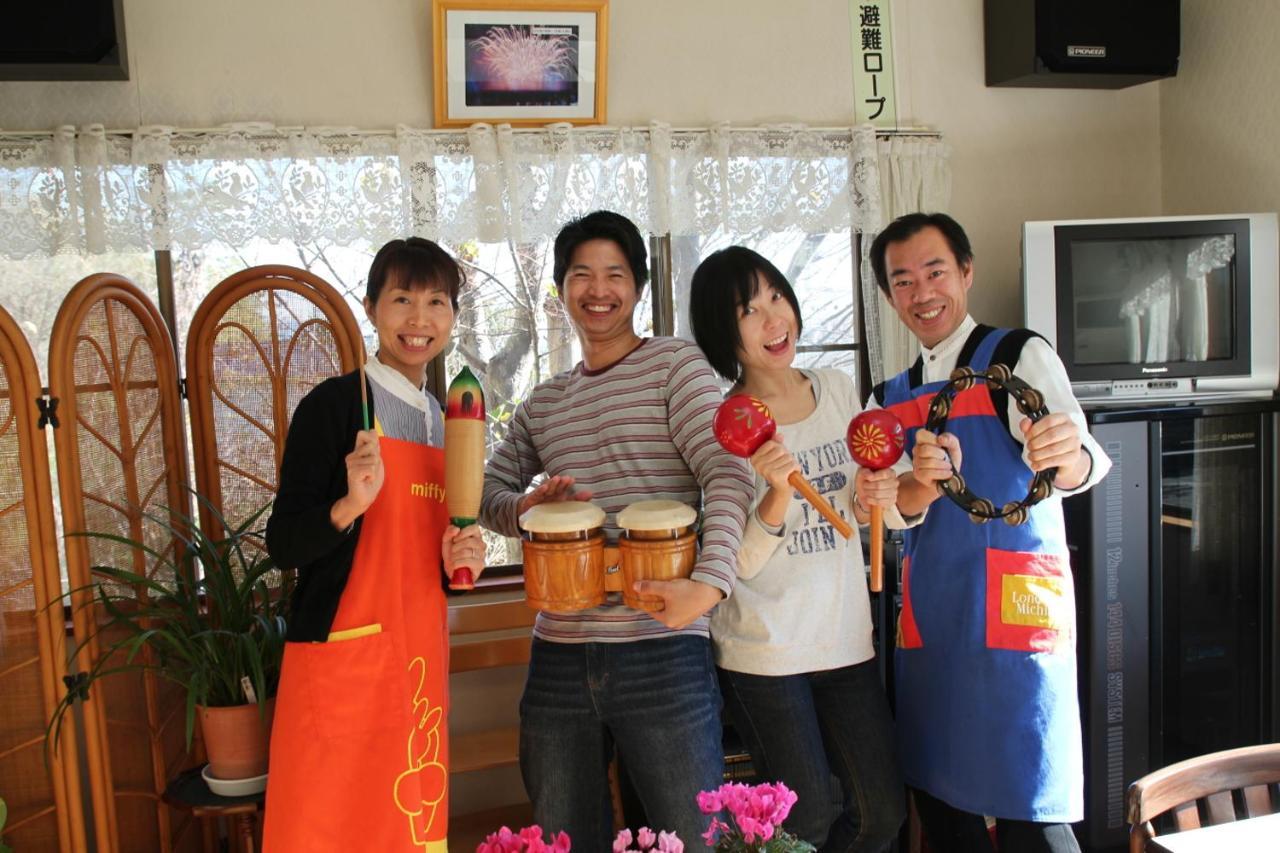 Hotel ペンション桜家 Shimoda  Esterno foto